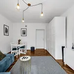 Praga - Park Pge Narodowy - By Rentujemy Apartman Varsó